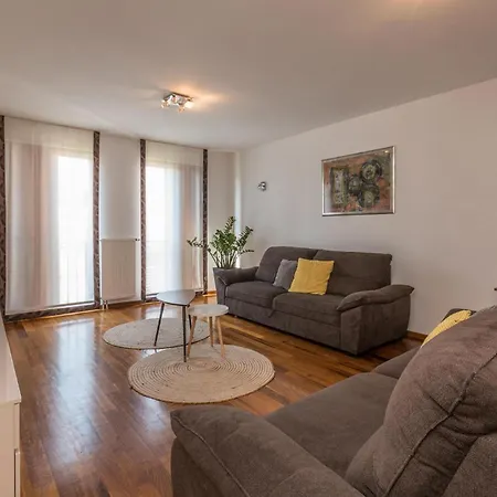Beautiful In With Wifi Holiday home