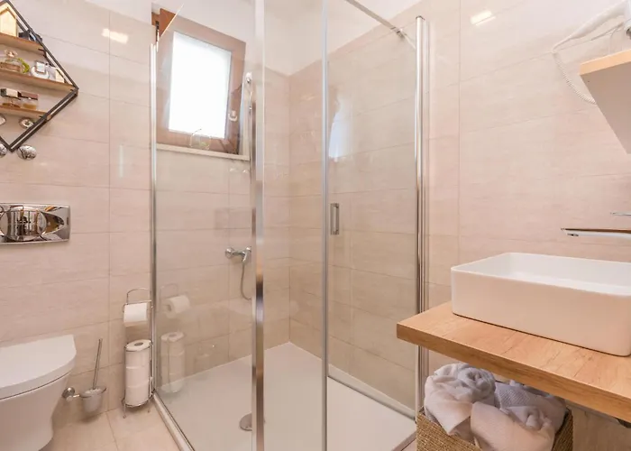 Cozy In With Sauna * Биоград-на-Мору